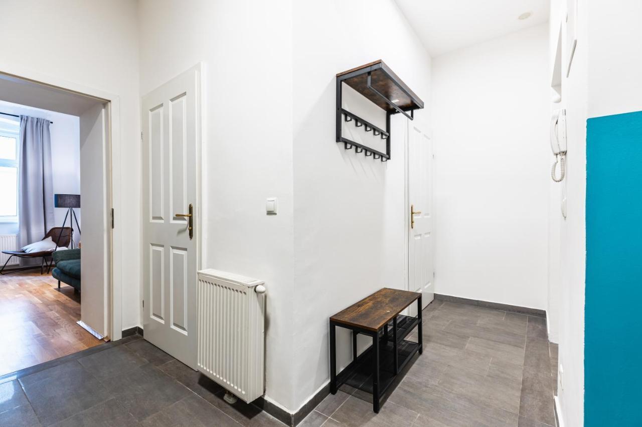 Stylish Designed Apartment In A Calm District Wien Exterior foto