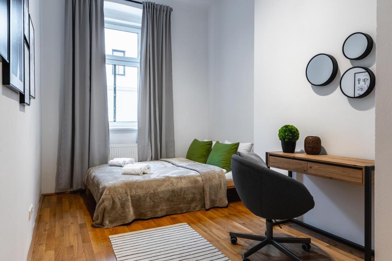 Stylish Designed Apartment In A Calm District Wien Exterior foto
