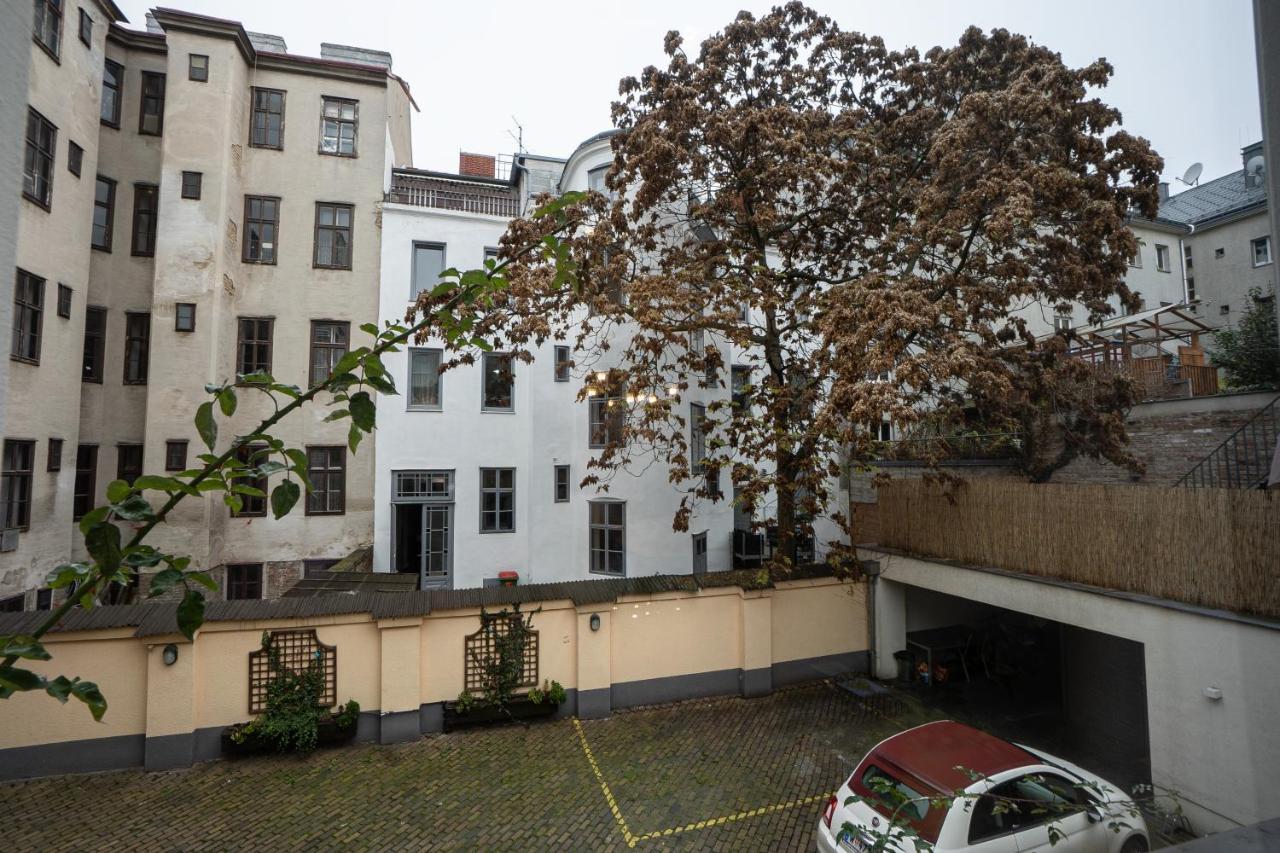 Stylish Designed Apartment In A Calm District Wien Exterior foto